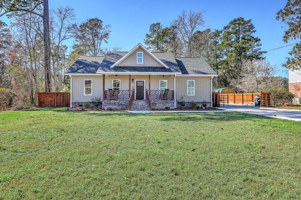 1691 Bennett Circle, Holly Hill, SC 29059