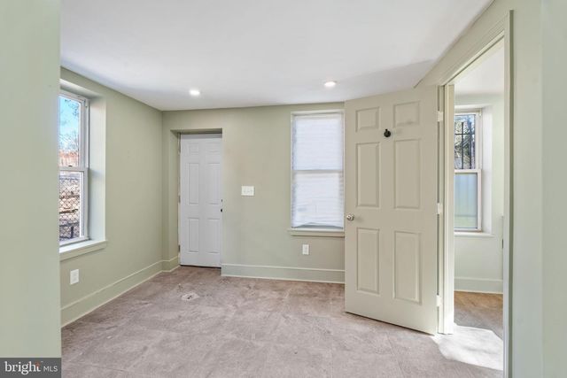 332 W QUEEN LN, Philadelphia, PA 19144