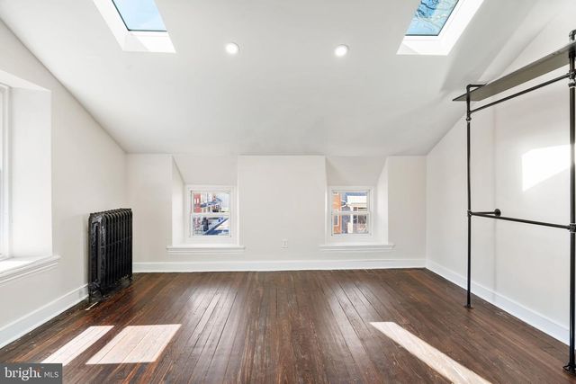 332 W QUEEN LN, Philadelphia, PA 19144