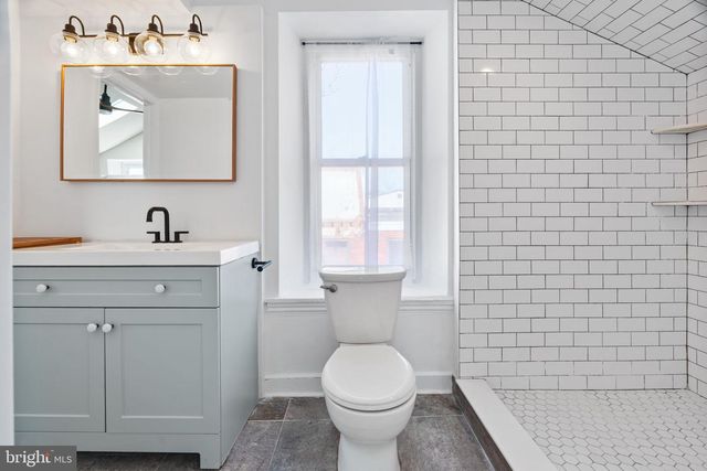 332 W QUEEN LN, Philadelphia, PA 19144