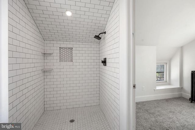 332 W QUEEN LN, Philadelphia, PA 19144