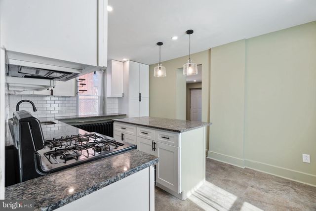 332 W QUEEN LN, Philadelphia, PA 19144