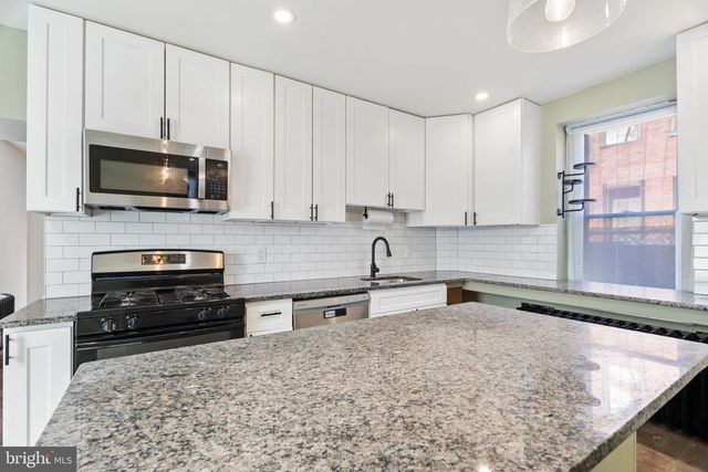 332 W QUEEN LN, Philadelphia, PA 19144