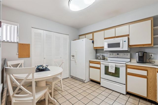 3008 CLUBVIEW DRIVE U3, Orlando, FL 32822