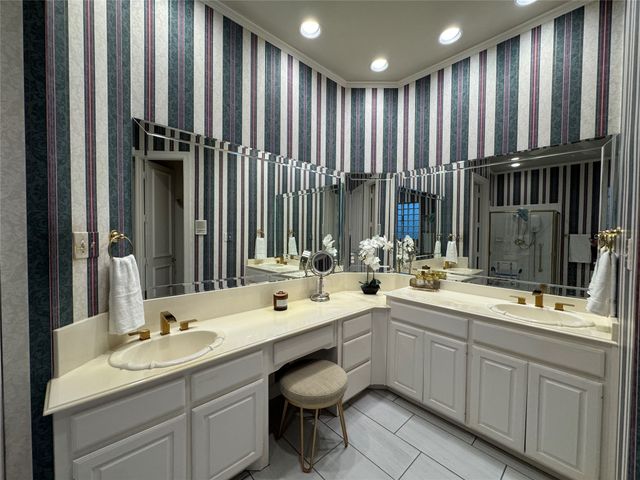 6713 Columbine Way, Plano, TX 75093