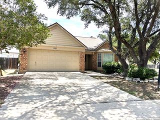 301 Notch Leaf, Cibolo, TX 78108