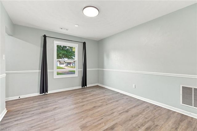 108 Santa Clara DR, Hampton, VA 23666