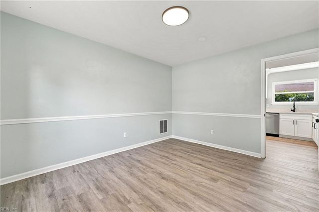 108 Santa Clara DR, Hampton, VA 23666