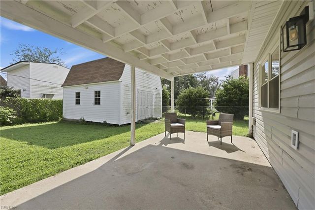 108 Santa Clara DR, Hampton, VA 23666