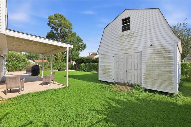 108 Santa Clara DR, Hampton, VA 23666
