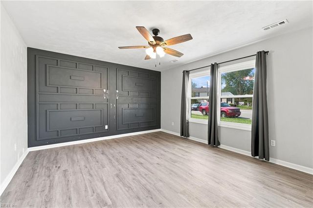 108 Santa Clara DR, Hampton, VA 23666