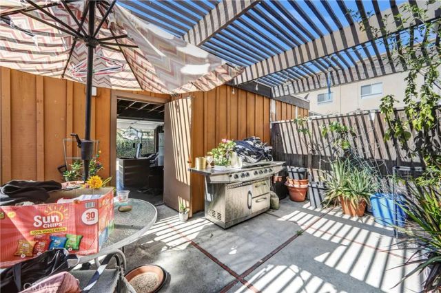 12424 Lemay Street, North Hollywood, CA 91606