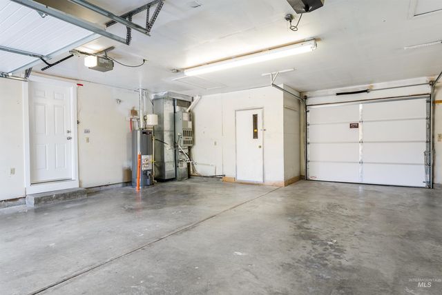 2925 Pascoe Ln, Nampa, ID 83686