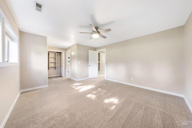 2925 Pascoe Ln, Nampa, ID 83686
