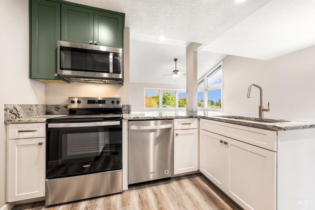 2925 Pascoe Ln, Nampa, ID 83686