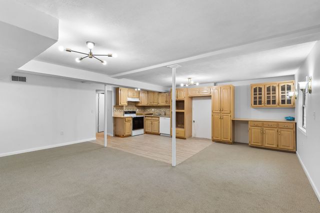 108 Katye Ct, Ashland City, TN 37015