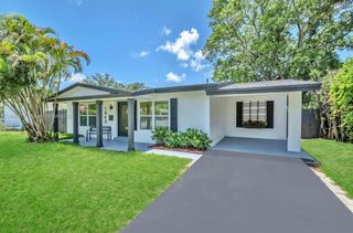 1840 NW 32nd St, Oakland Park, FL 33309