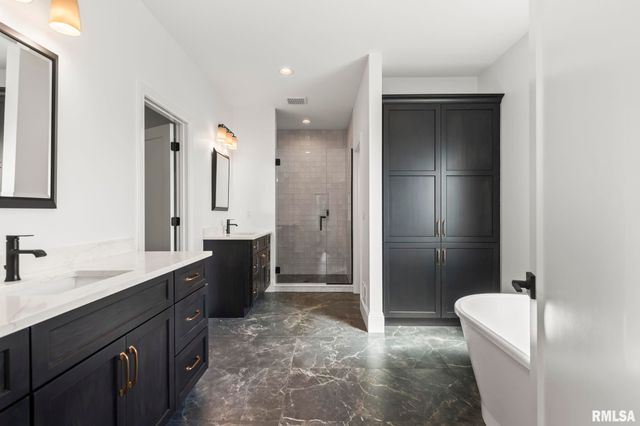 2003 Old Ironbridge, Chatham, IL 62629