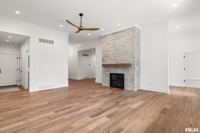 2003 Old Ironbridge, Chatham, IL 62629