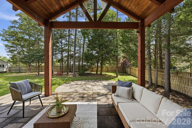 12308 Headquarters Farm Road, Charlotte, NC 28262