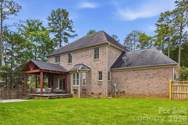 12308 Headquarters Farm Road, Charlotte, NC 28262