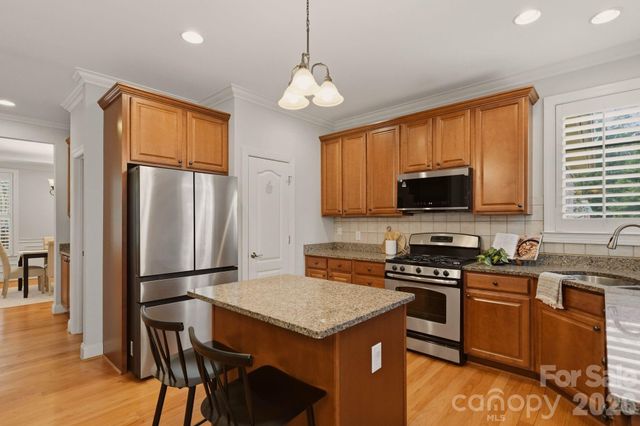 12308 Headquarters Farm Road, Charlotte, NC 28262