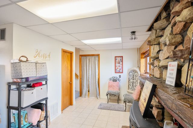 240 Birdsong Ln, Parsons, TN 38363