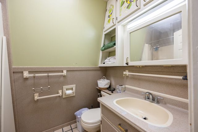 240 Birdsong Ln, Parsons, TN 38363