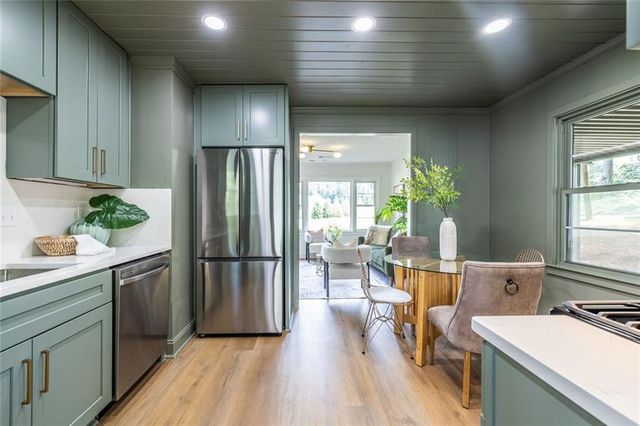 1802 La Dawn Lane NW, Atlanta, GA 30318