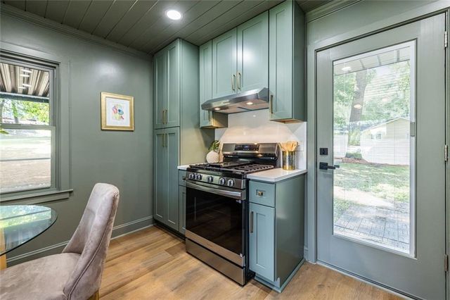 1802 La Dawn Lane NW, Atlanta, GA 30318