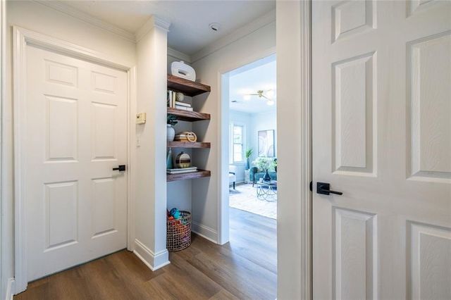 1802 La Dawn Lane NW, Atlanta, GA 30318