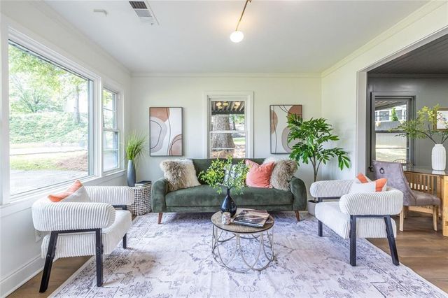 1802 La Dawn Lane NW, Atlanta, GA 30318