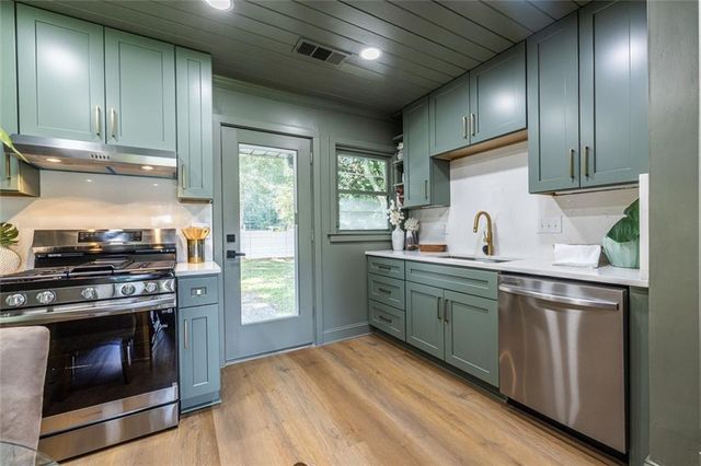 1802 La Dawn Lane NW, Atlanta, GA 30318