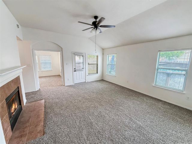 19531 S Village Of Bridgestone Lane, Spring, TX 77379