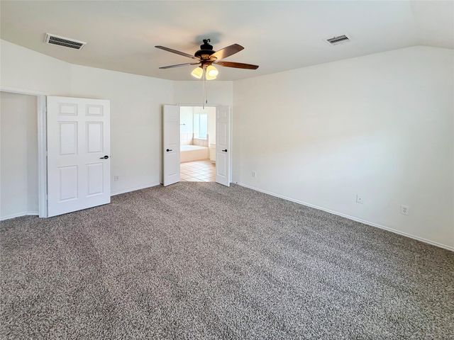 19531 S Village Of Bridgestone Lane, Spring, TX 77379