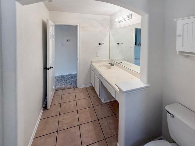 19531 S Village Of Bridgestone Lane, Spring, TX 77379