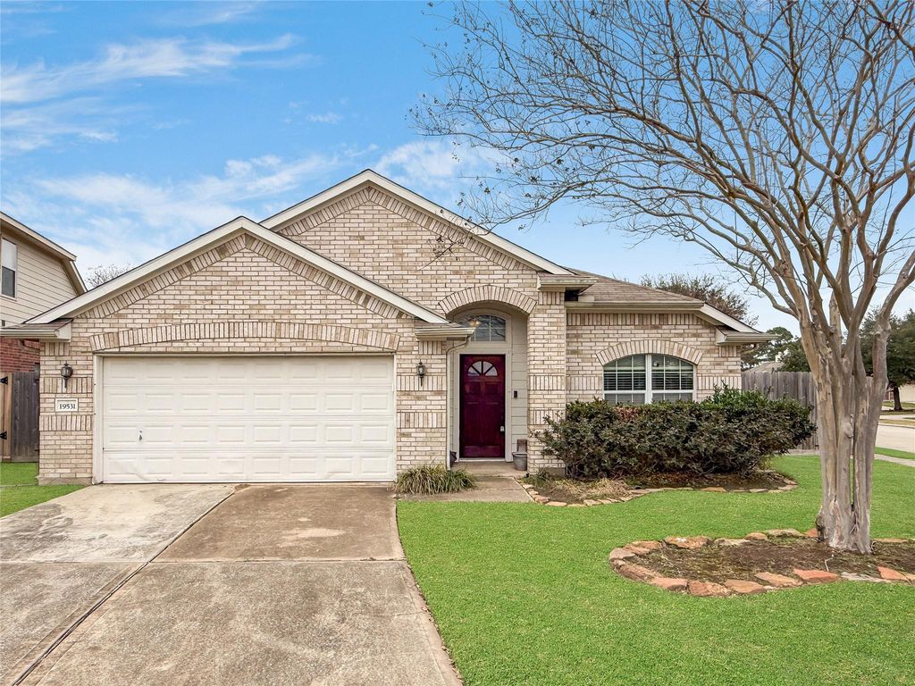 19531 S Village Of Bridgestone Lane, Spring, TX 77379