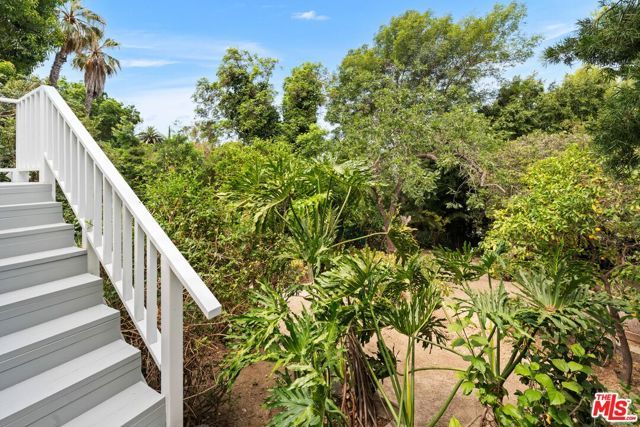 1843 Lucile Avenue, Los Angeles, CA 90026