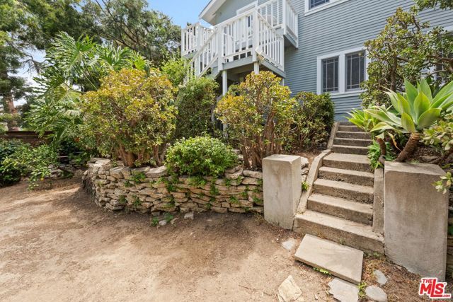 1843 Lucile Avenue, Los Angeles, CA 90026
