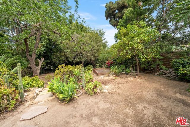 1843 Lucile Avenue, Los Angeles, CA 90026