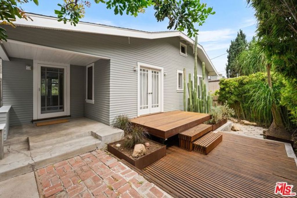 1843 Lucile Avenue, Los Angeles, CA 90026
