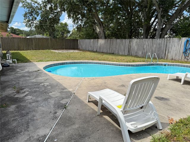 1602 LESLIE DRIVE, Lakeland, FL 33801