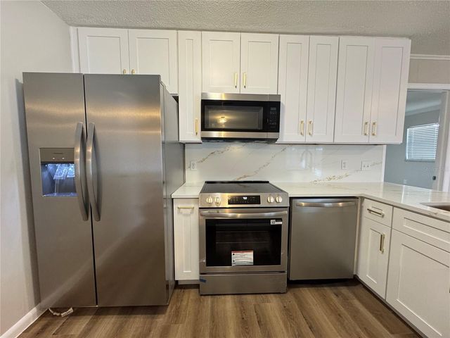 1602 LESLIE DRIVE, Lakeland, FL 33801