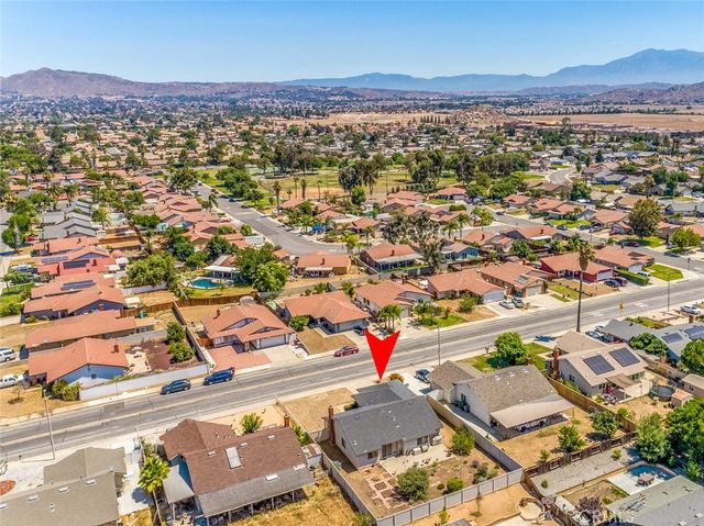 25645 Delphinium Avenue, Moreno Valley, CA 92553