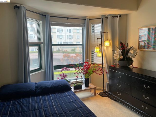 989 Webster St 450, Oakland, CA 94607