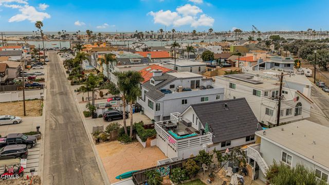345 Hollywood Boulevard, Oxnard, CA 93035