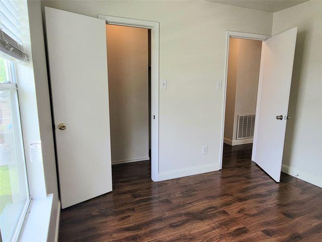 11610 Lima Drive, Houston, TX 77099