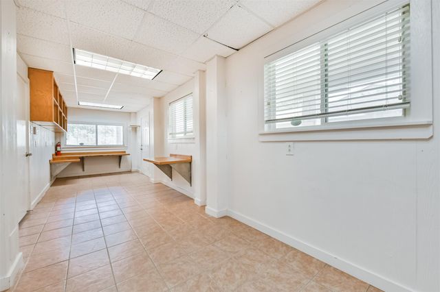 5723 Stewart Avenue, Galveston, TX 77551