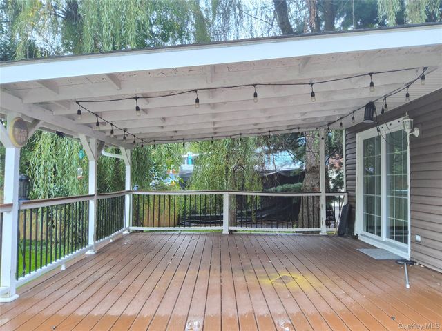 70 Barnes Road, Washingtonville, NY 10992