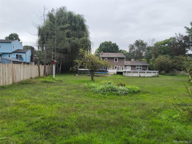 70 Barnes Road, Washingtonville, NY 10992